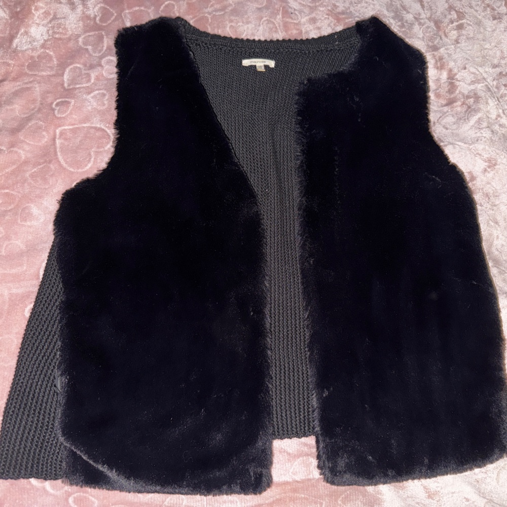 Maurices Black Faux Fur Cardigan Vest